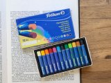 【買付け品】【ネコポスOK】　ドイツ　Pelikan/ペリカン　クレヨン12色