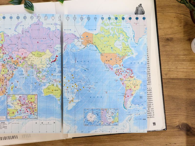 画像1: 【ネコポスOK】　世界地図ノート　B5